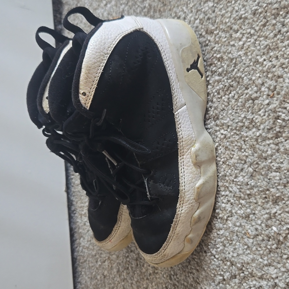 Boys Air Jordan Retro 9